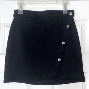 Black skirt